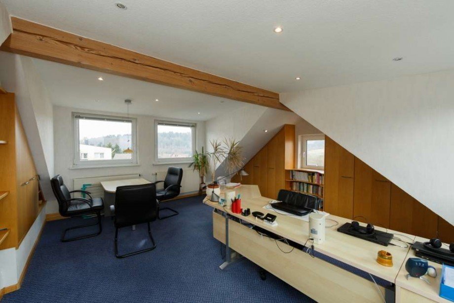 B�ro DG Mehrfamilienhaus Taunusstein / Bleidenstadt