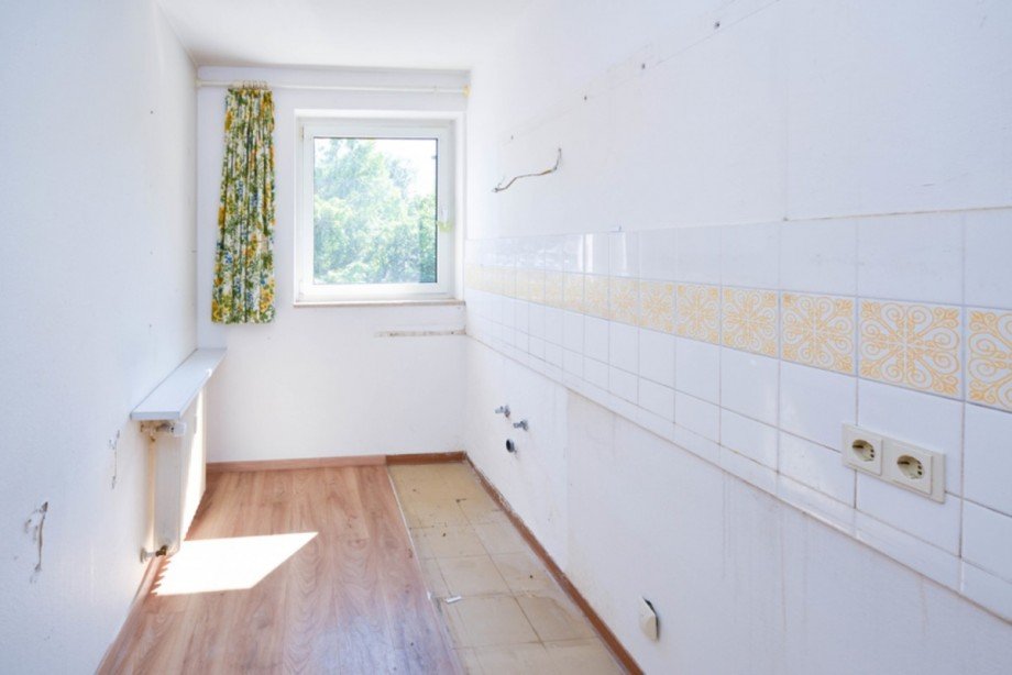 Gut geschnittene K�che Etagenwohnung Taunusstein / Hahn
