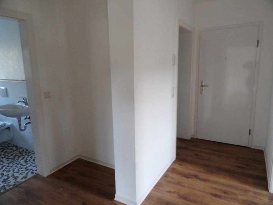 ...mit Garderobennische Mehrfamilienhaus Aarbergen / Hausen �ber Aar