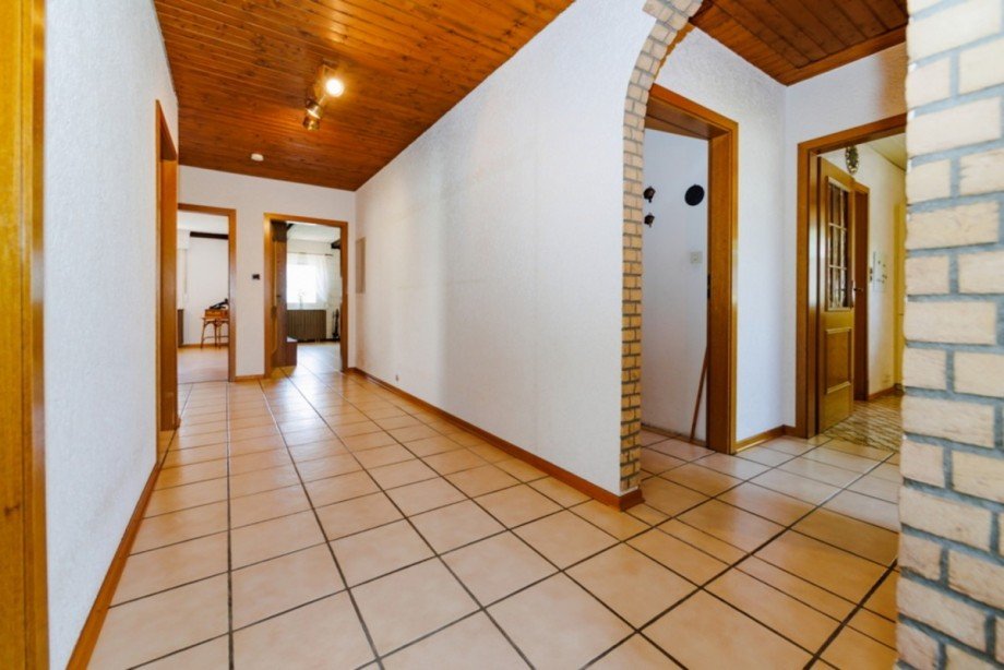 Praktische Diele Einfamilienhaus Wiesbaden / Mainz-Kastel