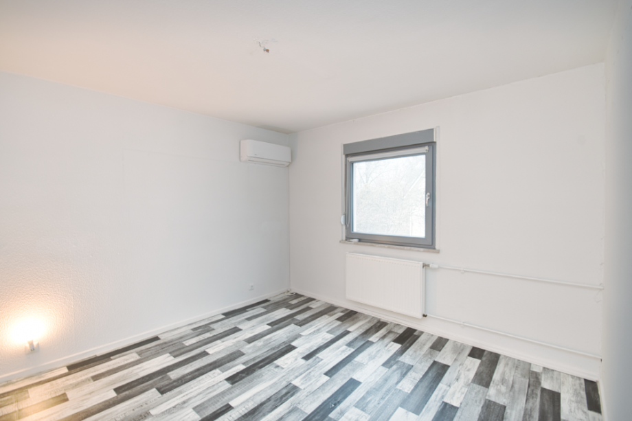 Schlafzimmer OG Zweifamilienhaus Mainz