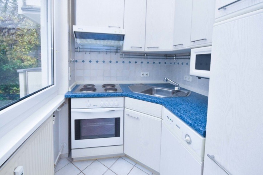 Einbauk�che mit Ger�ten Etagenwohnung Wiesbaden / Nordost