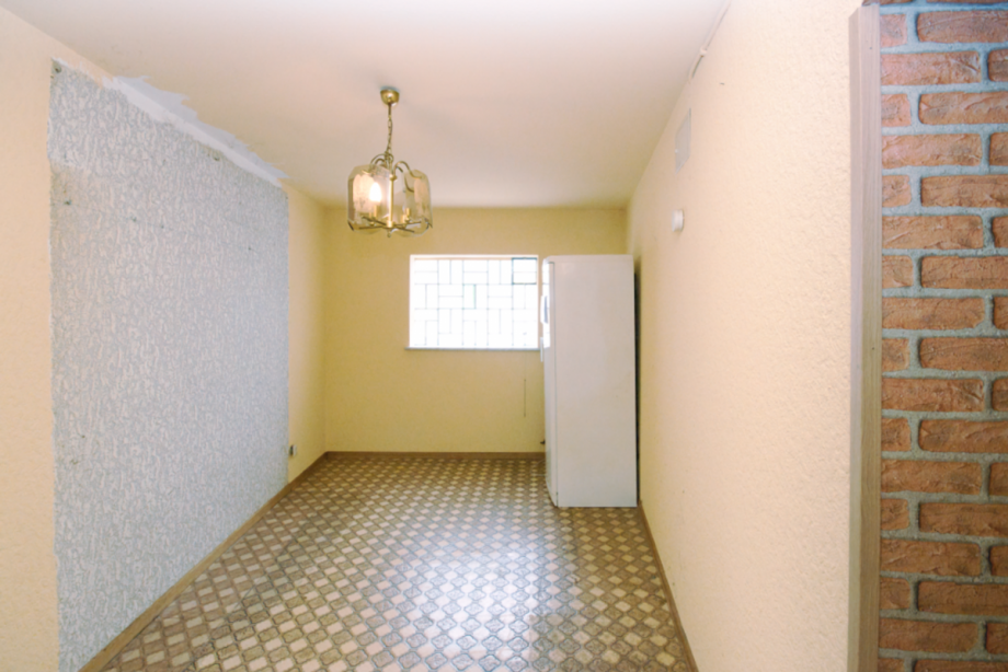 Wohnraum EG Anbau Mehrfamilienhaus Hohenstein