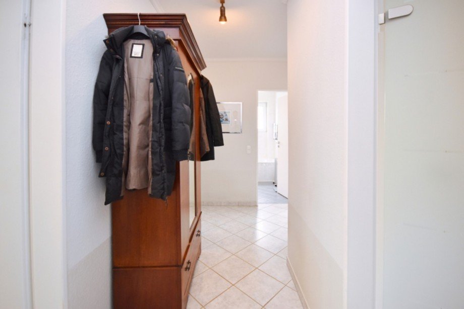 Ger�umige Diele Etagenwohnung Niedernhausen