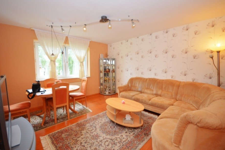 Wohnzimmer Etagenwohnung Wiesbaden