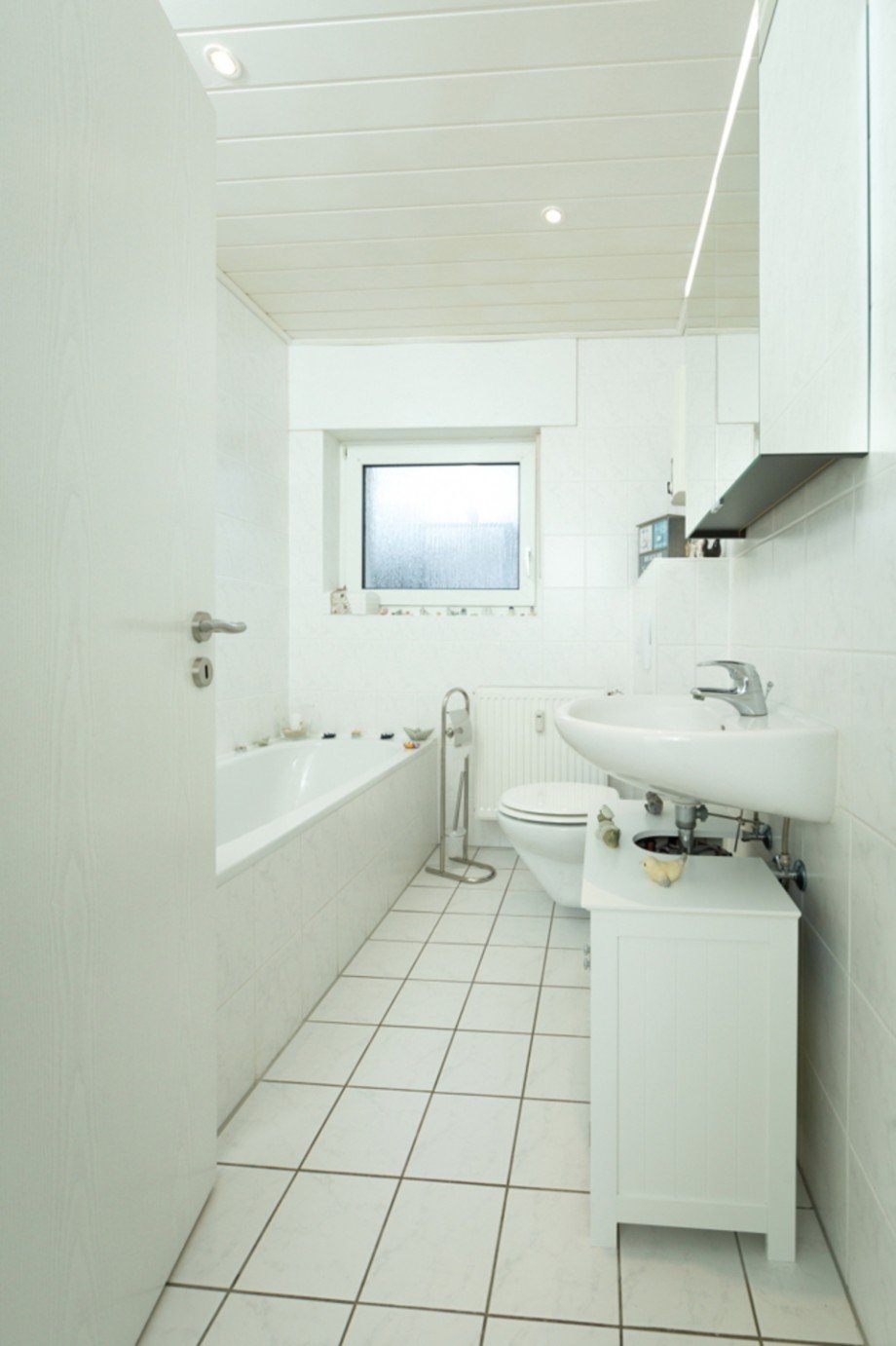 Helles Tageslichtbad... Etagenwohnung Heidenrod / Nauroth