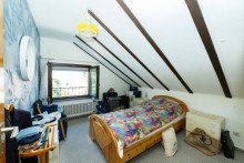Schlafzimmer - DG Familientraum oder solide Kapitalanlage? Attraktives Dreifamilienhaus in Walldorf!